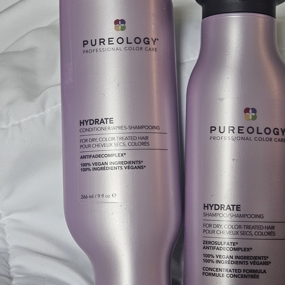 Pureology Hydrate Shampoo & Conditioner - Dry, Colored Treated Hair - SET - Picture 3 of 4